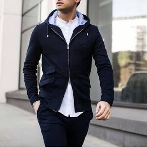 Stylish Navy Men's Zip-Up Hoodie